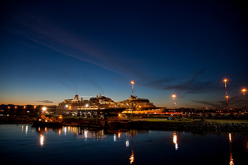 Sunset Cruise Duo at Ogden Point